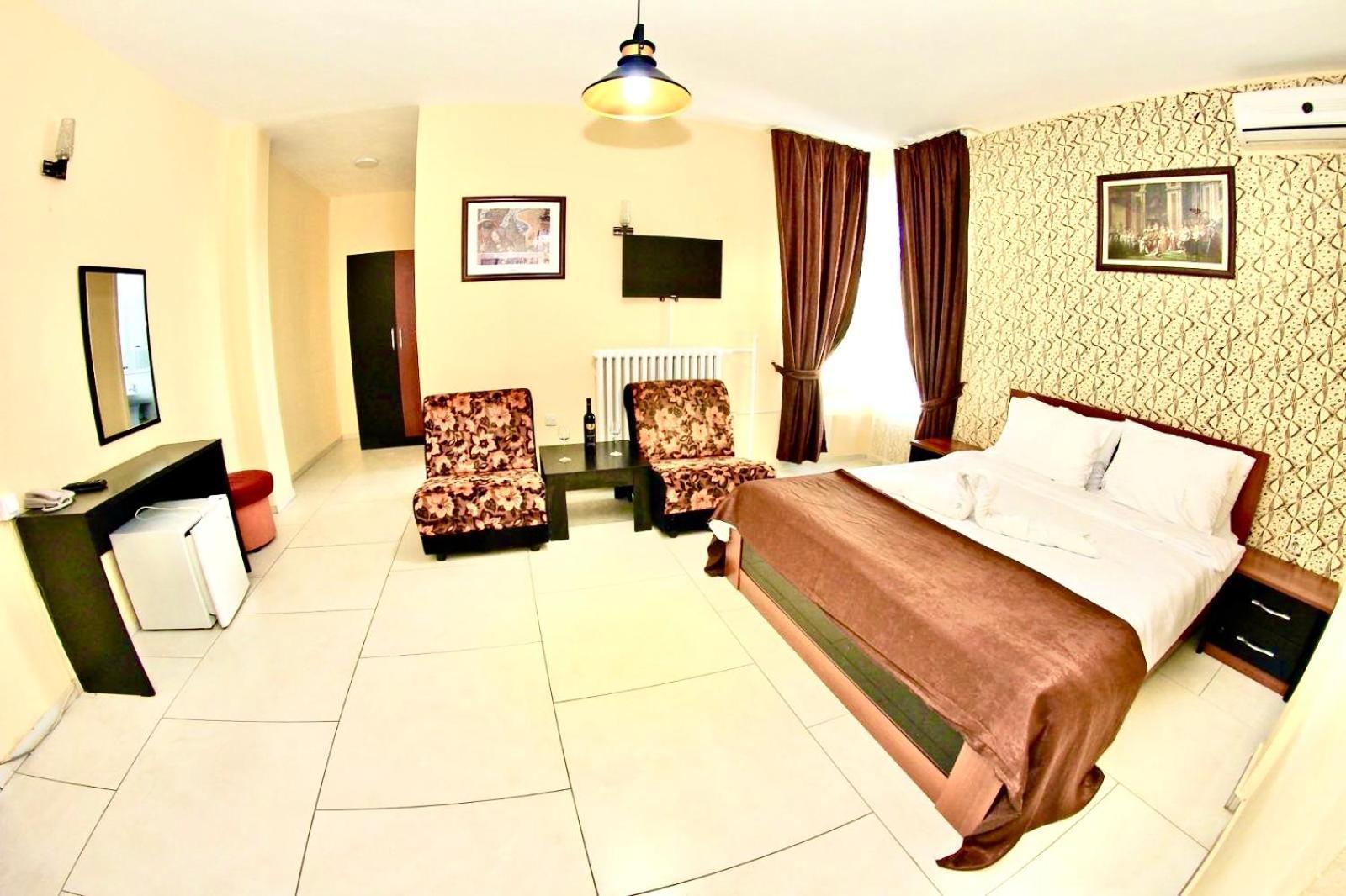 Hotel Lagadin Dış mekan fotoğraf