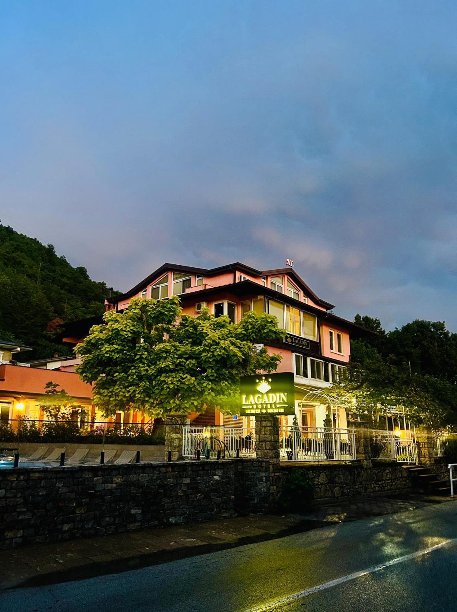 Hotel Lagadin Dış mekan fotoğraf